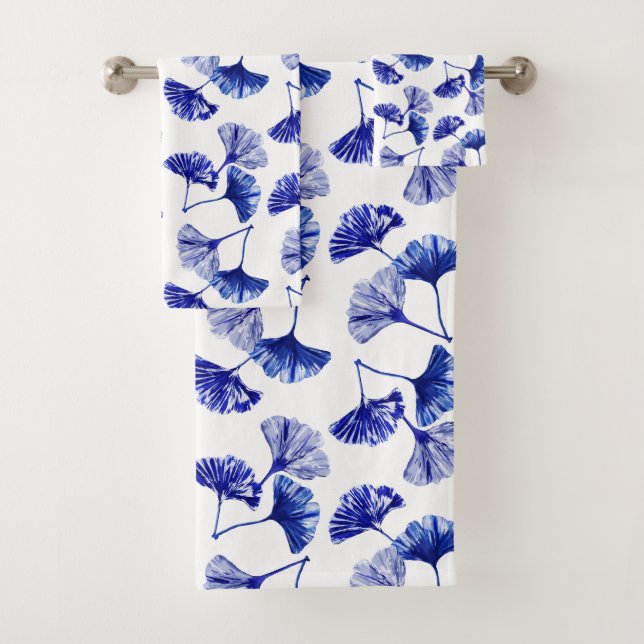 Feuilles de gingko bleu et blanc (En situation)