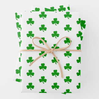 Feuilles de papier d'enveloppement de trèfle