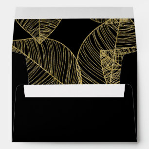 Feuilles d'or sur les enveloppes d'invitation Blac