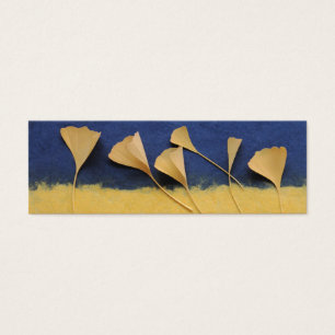 feuilles ginkgo sur signet de papier fait main