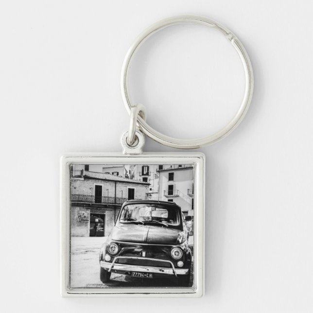Fiat 500, cinquecento in Italy, classic car gift Keychain (Front)