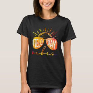 Field Day Vibes For Teacher Kids Field Day 2022 T-Shirt