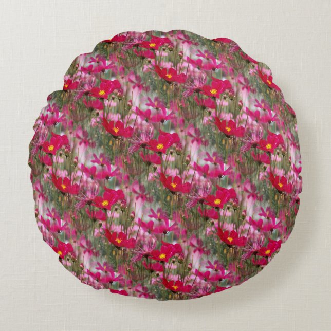 Field of Cosmos....... Round Pillow (Front)