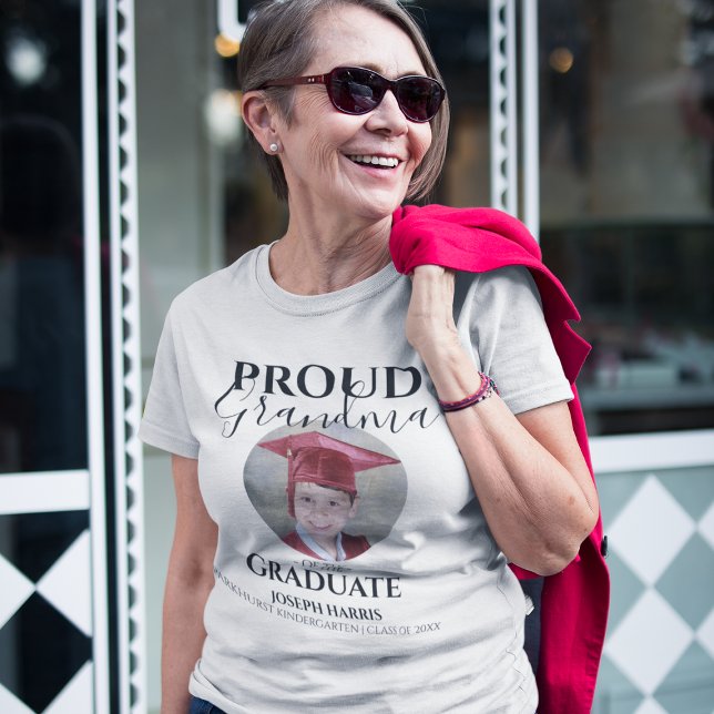 Fière Grand-Mère Du Diplômé | T-shirt photo (Créateur téléchargé)