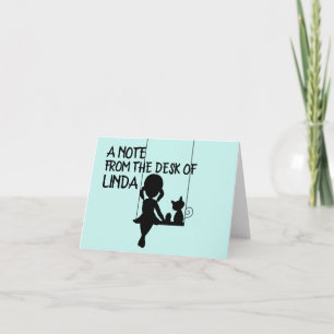 FILLE AVEC CARTES DE NOTE PERSONNALISÉES CAT