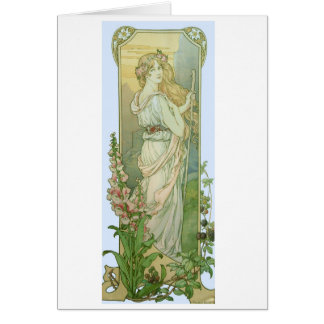 Fille blonde avec des fleurs dans ses cheveux