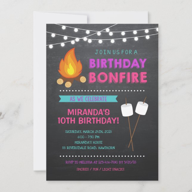 Fille Camp Bonfire Invitation Anniversaire (Devant)