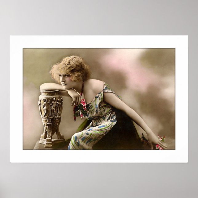 fille de l'ère déco avec vase et fleurs (Devant)