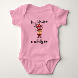 Fille fière des T-shirts et des cadeaux de