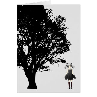 Fille par l'arbre