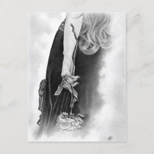 Fille tenant une carte postale rose blanche kateri