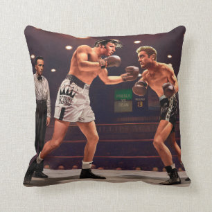 Final Round Throw Pillow