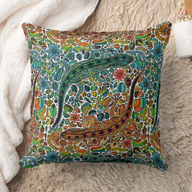 Find the geckos throw pillow (Blanket)