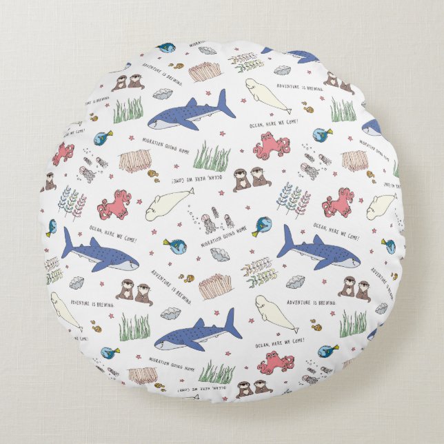 Finding Dory Cartoon White Pattern Round Pillow (Front)