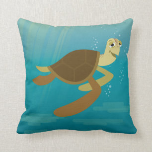 Finding Dory   Crush Throw Pillow