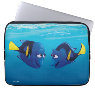 Finding Dory   Jenny & Charlie Laptop Sleeve