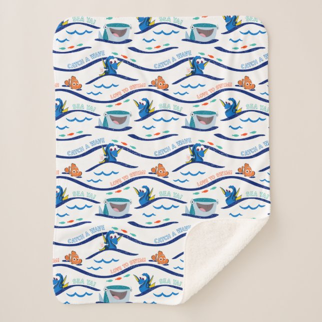 Finding Dory Wave Pattern Sherpa Blanket (Front)