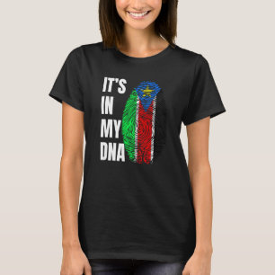 Fingerprint DNA Biometry Flag South Sudan   T-Shirt