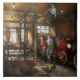 Firemen - Answering the firebell 1922 Tile