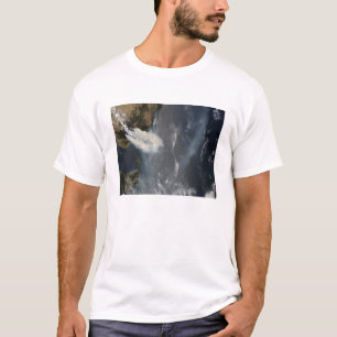 Fires and smoke in southeast Australia T-Shirt