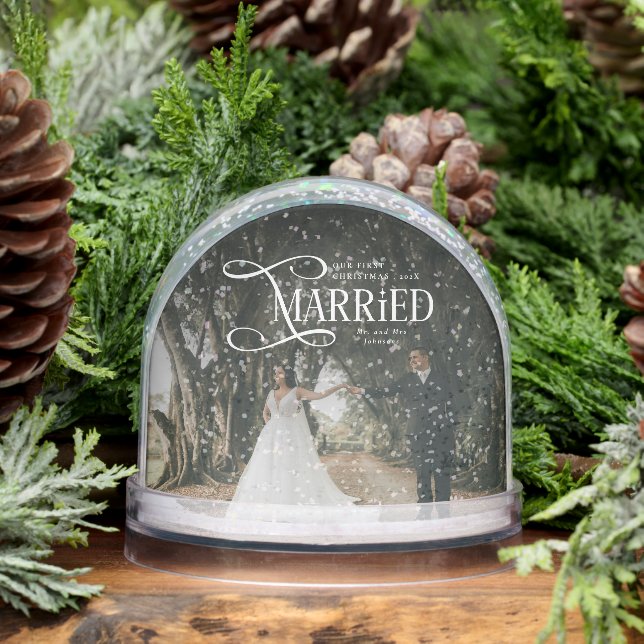 First Christmas Married Mr & Mrs Couples Photo  (Hiver)