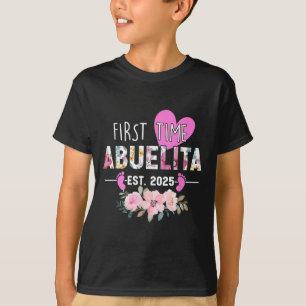 First Time Abuelita Est 2025 New Grandma Baby Anno T-Shirt