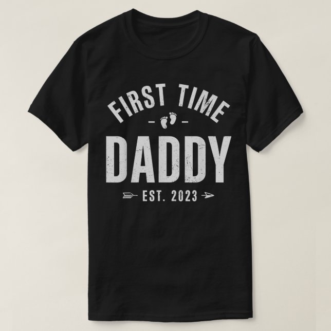 First Time Daddy Est 2023 Happy Fathers Day Men Gi T-Shirt (Design Front)