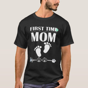 First Time Mom Announcemen Plus Size Cute Graphic T-Shirt