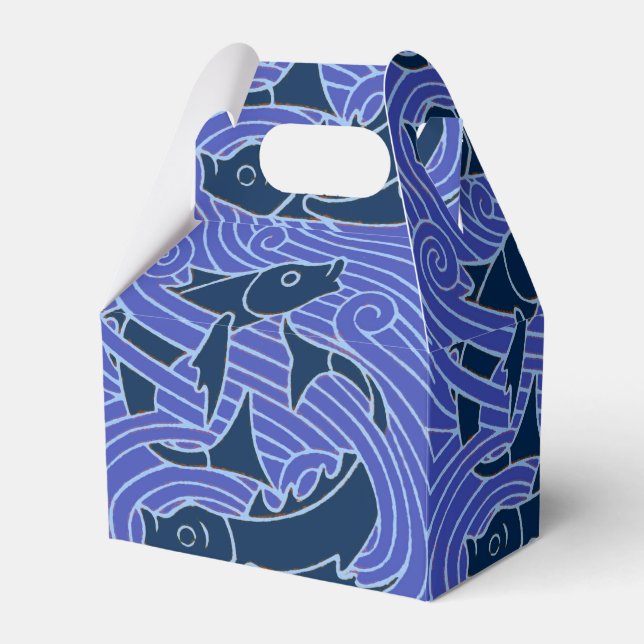 Fish Bold Swimming Ocean Blue Fishing Favor Box (Front Side)