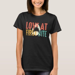 Fish Valentine Day Love at First Bite Retro Graphi T-Shirt