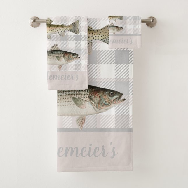 Fisherman's Cabin Fish on Plaid Bath Towel Set (Insitu)