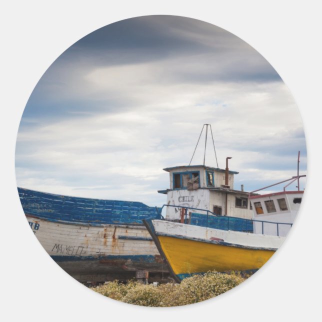 Fishing boats classic round sticker (Front)