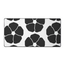 Five-Petal Black Flower Desk Mat