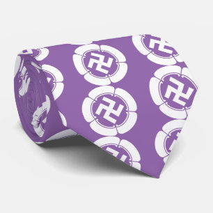 Five watermelons and five-pronged manji tie