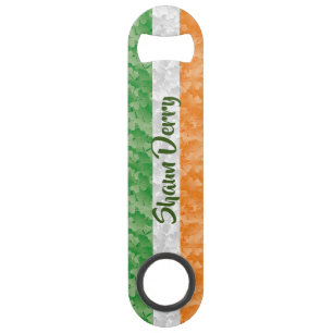 Flag of Ireland with shamrocks pattern Bar Key