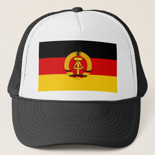Flagge der DDR - Flag of the GDR (East Germany) Trucker Hat (Front)