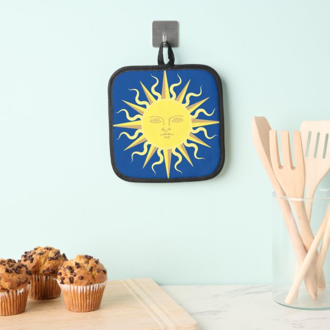 Flaming Sun Face Template Pot Holder (Insitu(Hanging))