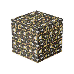 Flamingo seamless pattern yellow and white flowers cube