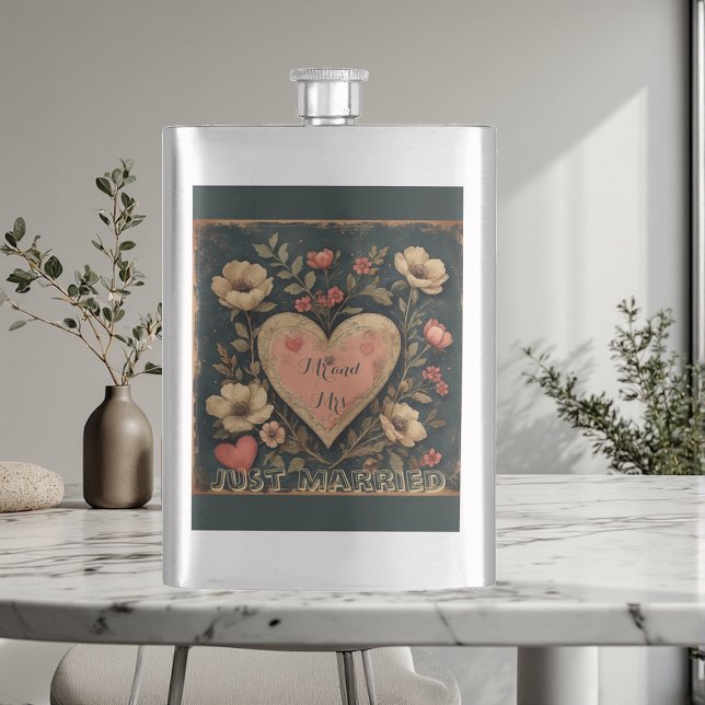 Flasque Personalized Mr & Mrs Just Married Vintage Floral  (Personalized Mr & Mrs Just Married Vintage Floral Flask)
