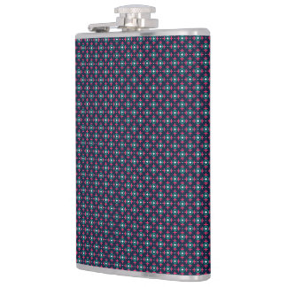 Flasques A stylish flask with a geometric pattern