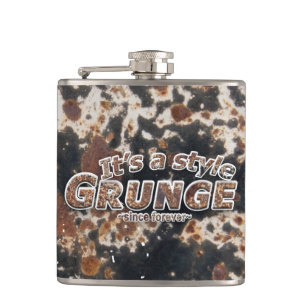 Flasques C'est un style GRUNGE Rousty Letters