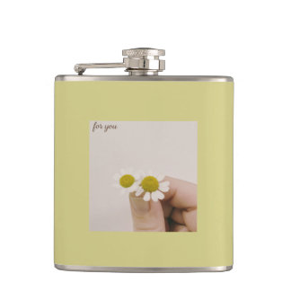 Flasques “Chamomile Floral Vinyl Flask – ‘For You’