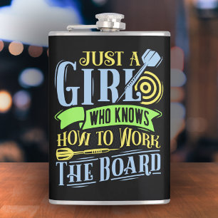 Flasques Dart Queen Vinyl Wrapped Flask 8 oz.