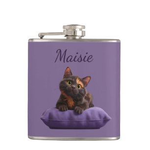 Flasques Dessin Tortoiseshell Kitten sur coussin pourpre