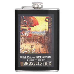 Flasques Dirigeable de Lebaudy avec des drapeaux du monde