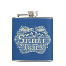 L'étudiant savoureux déchire le tableau tiré par