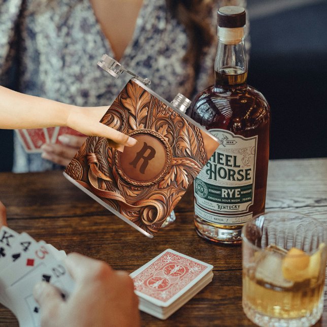 Flasques Occidental Outils en cuir Impression personnalisée (Western Tooled Leather Collection 
Custom Initial  Flask)