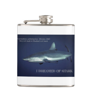 Flasques Requin gris de récif dans Yap Micronésie Mug de ca