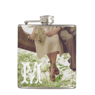 Flasques Vintage Romance Love Couple Monogram Whiskey Flask
