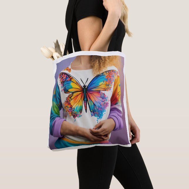 Fleur avec style : Sacs fourre-tout à papillons (De près)